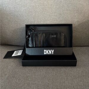 DKNY Lumen Zip Card CaseBlack Card Case